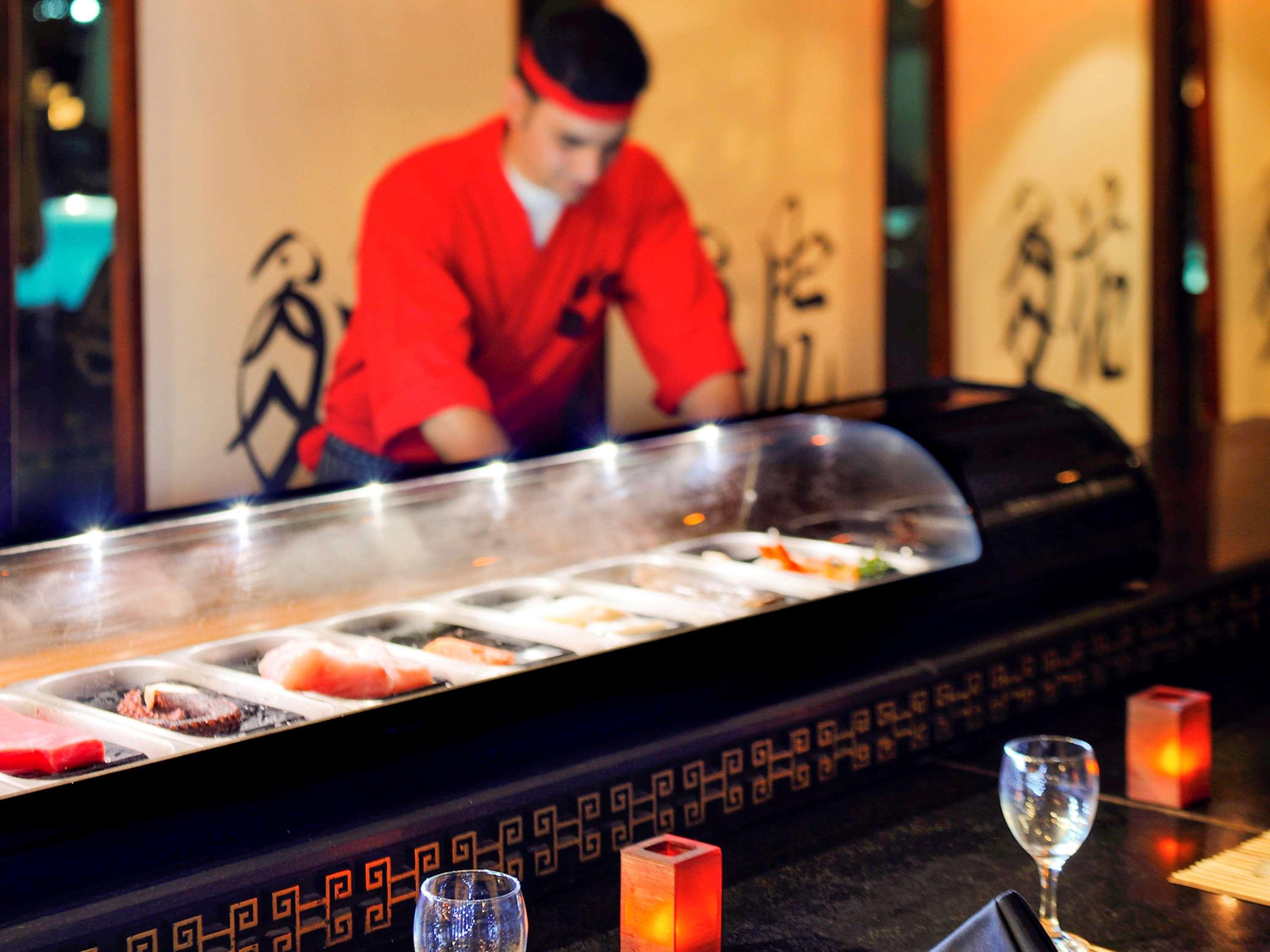 Naama Bay Promenade Beach Resort Managed By Accor Sharm el-Sheikh Exterior photo Sushi bar