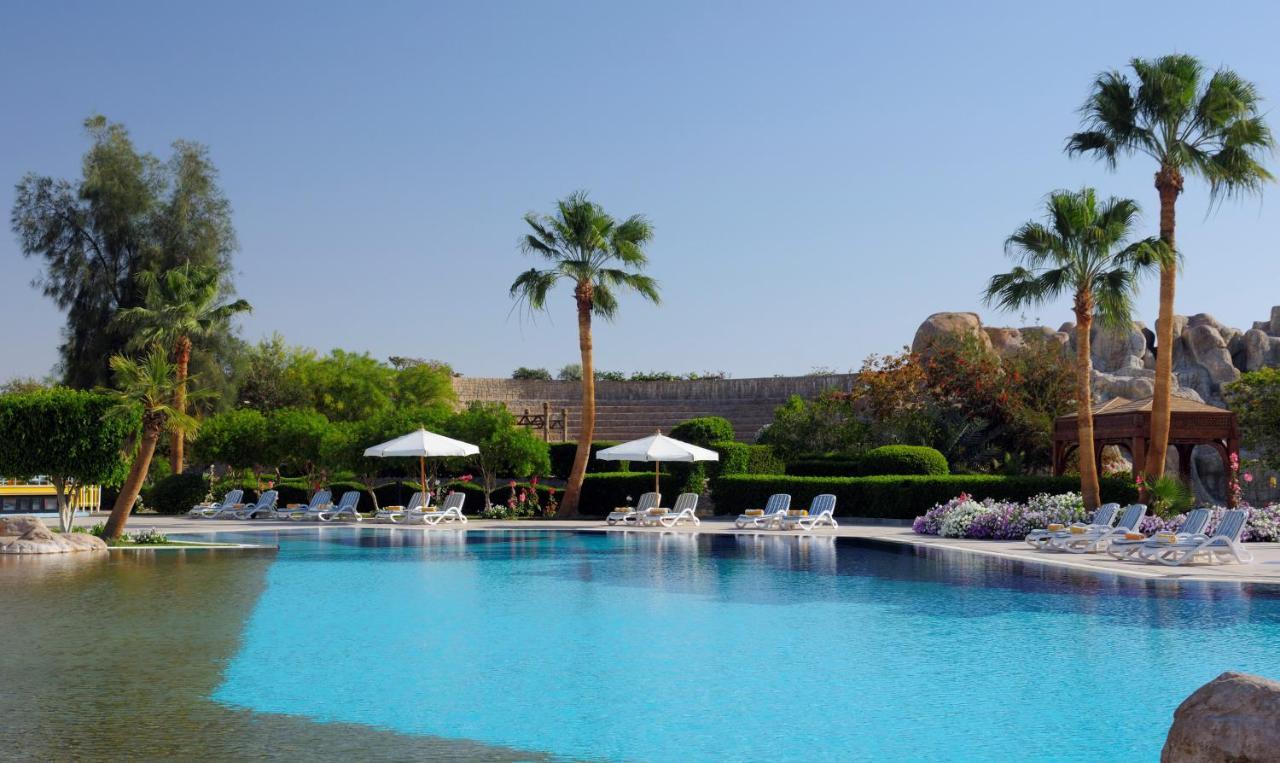 Naama Bay Promenade Beach Resort Managed By Accor Sharm el-Sheikh Exterior photo The pool at the Hilton Luxor
