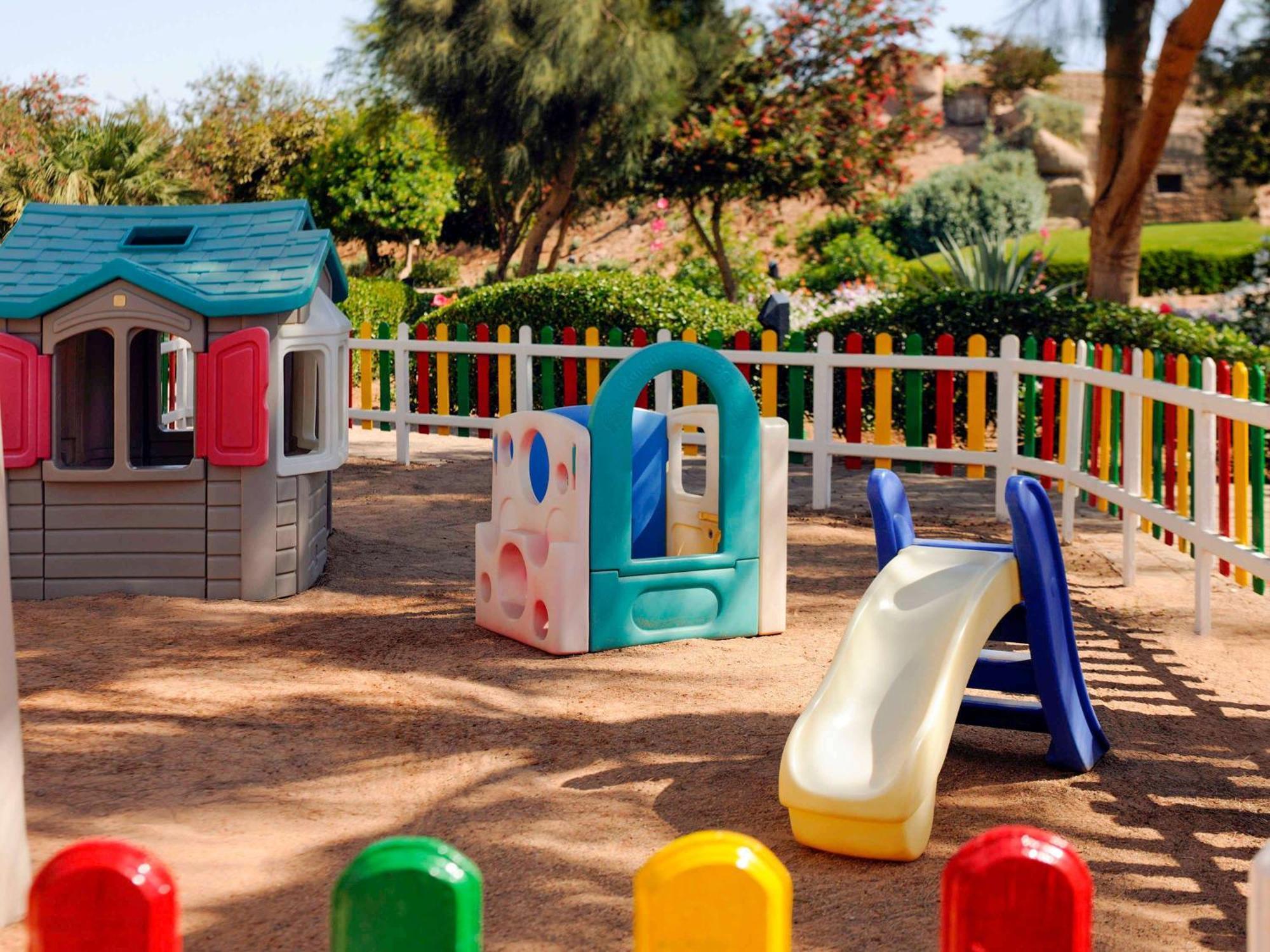Naama Bay Promenade Beach Resort Managed By Accor Sharm el-Sheikh Exterior photo Playground in Egypt