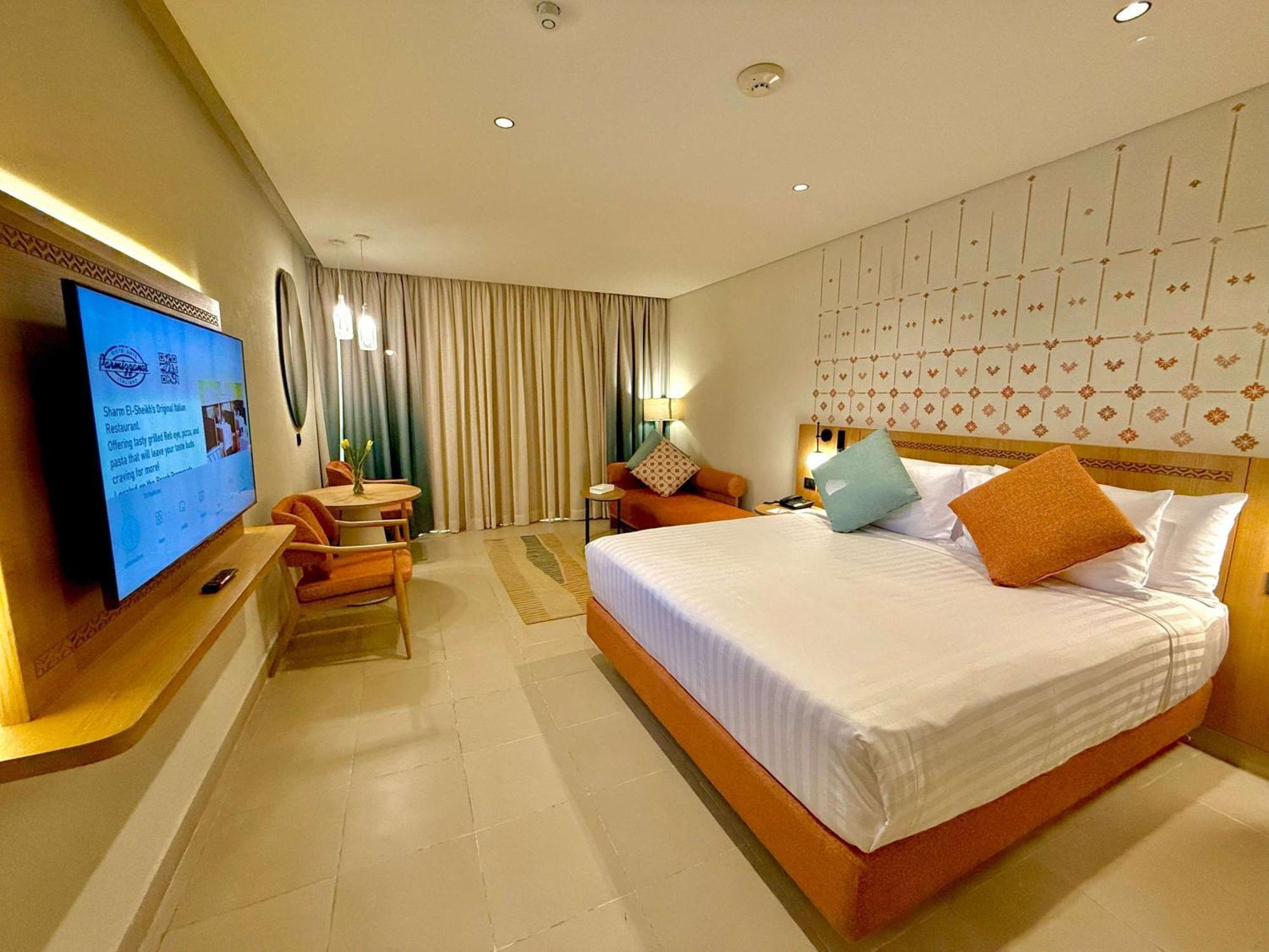 Naama Bay Promenade Beach Resort Managed By Accor Sharm el-Sheikh Exterior photo Deluxe Room
